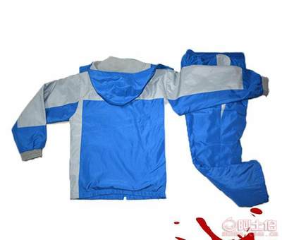 【俊琦廠家直銷新款教育局定點秋冬新款小學(xué)生中學(xué)生冬季棉服冬季校服】滄州市新華區(qū)俊琦服裝廠 - 產(chǎn)品庫